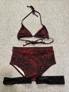 iHeartRaves Red & Black Circuit Board Matrix Print Rave Set